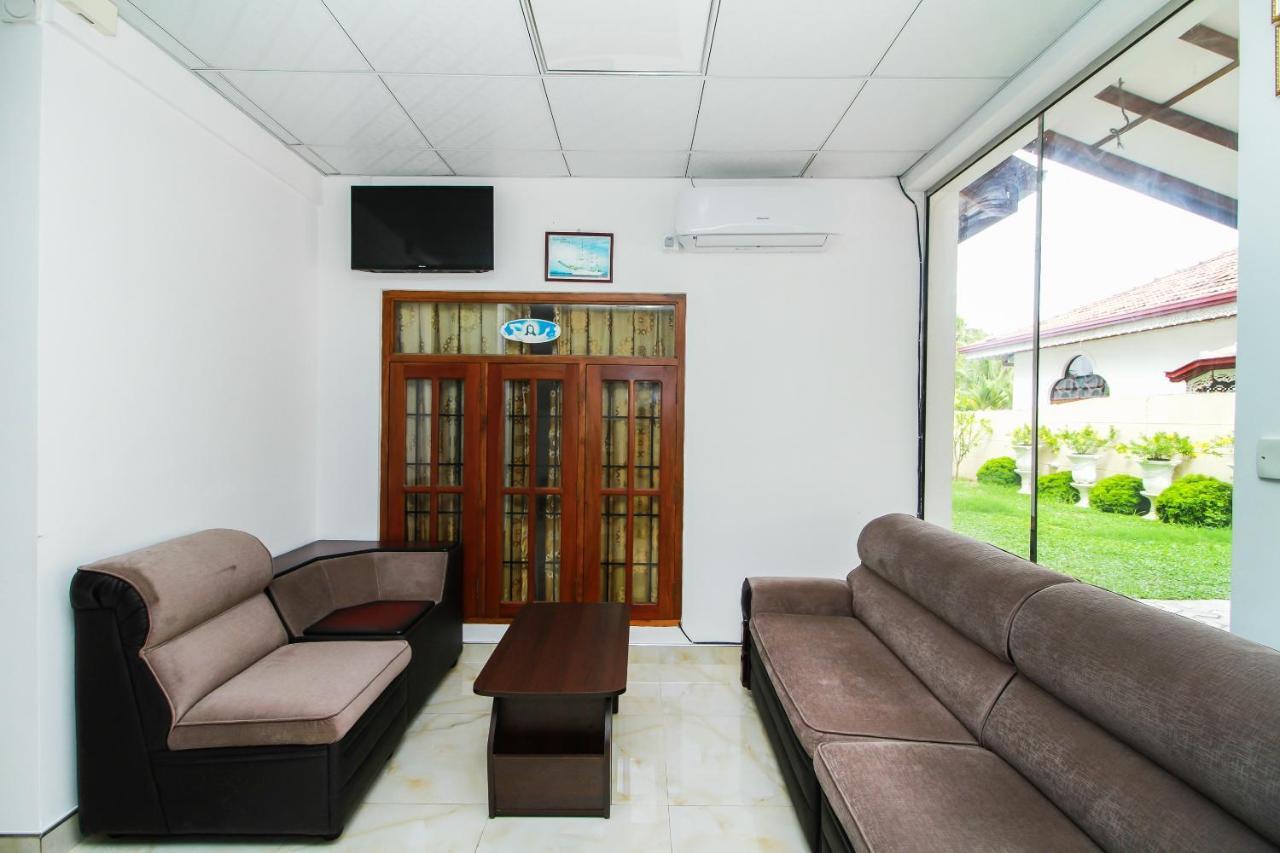 Ryan Residence & Restaurant Negombo Exterior photo